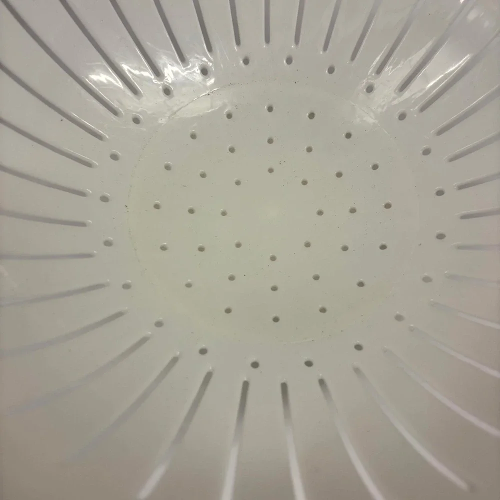 N/A white plastic